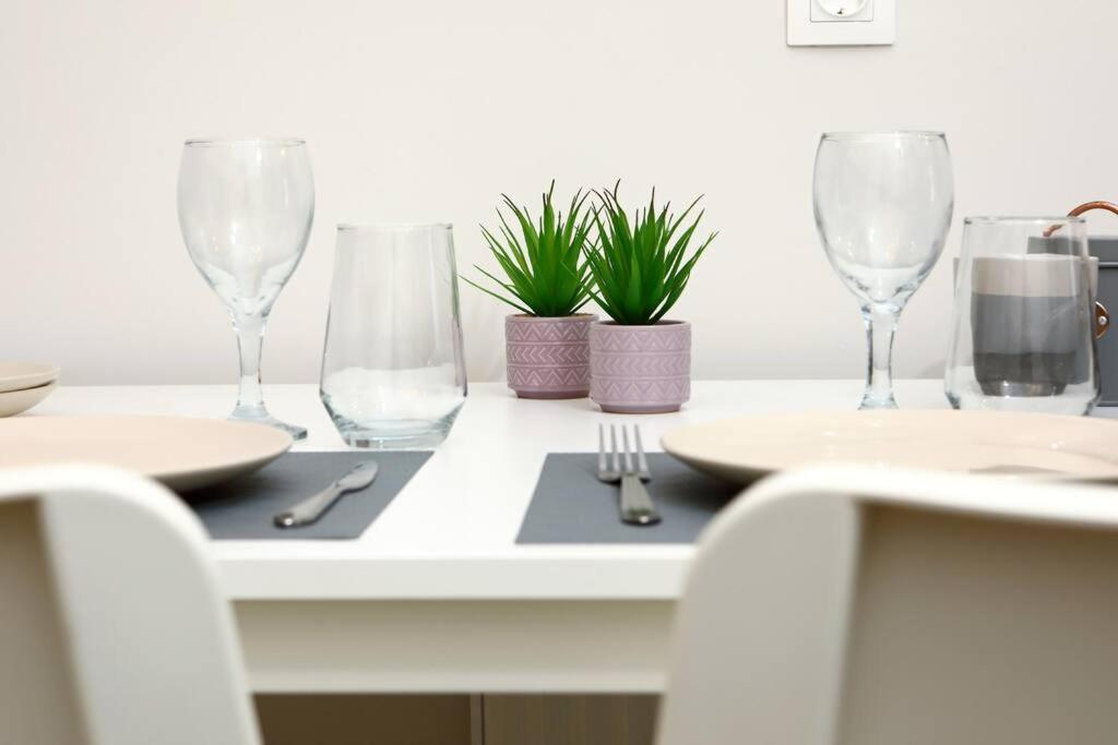 Egnatia Downtown, Urban Apartments B Thessalonique Extérieur photo
