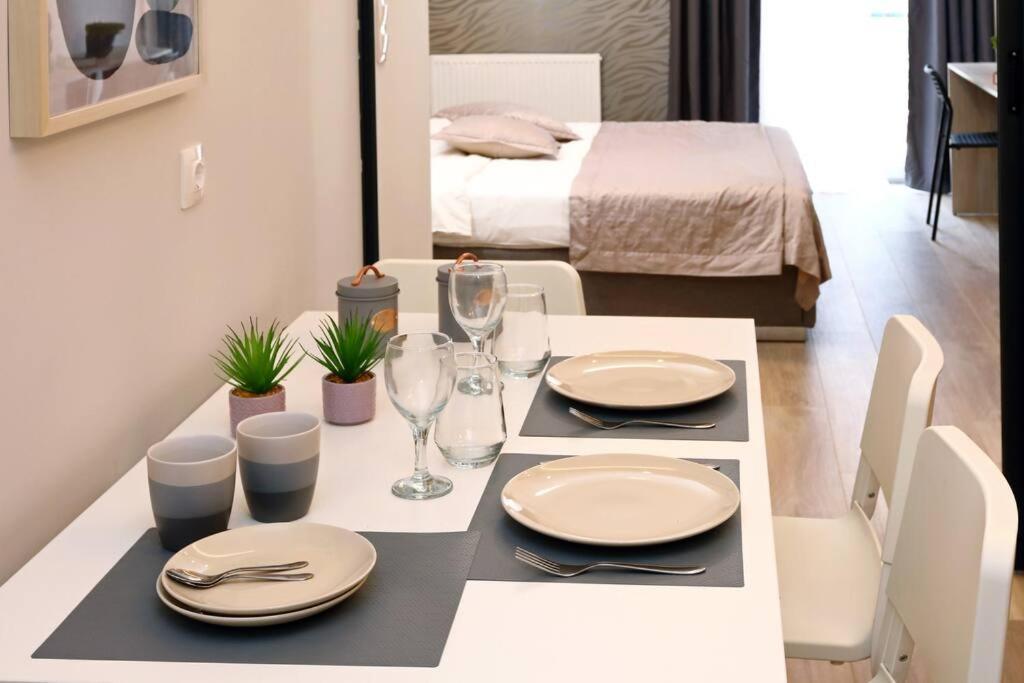 Egnatia Downtown, Urban Apartments B Thessalonique Extérieur photo